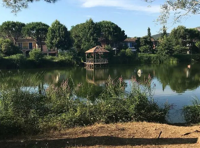 Les Restanques De Saint-tropez Grimaud
